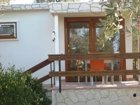 Mit Garten Und Kinderschwimmbad Holiday home Peschici